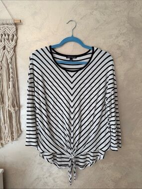 Cable & Guage Black and White Striped Tie-Front Top L